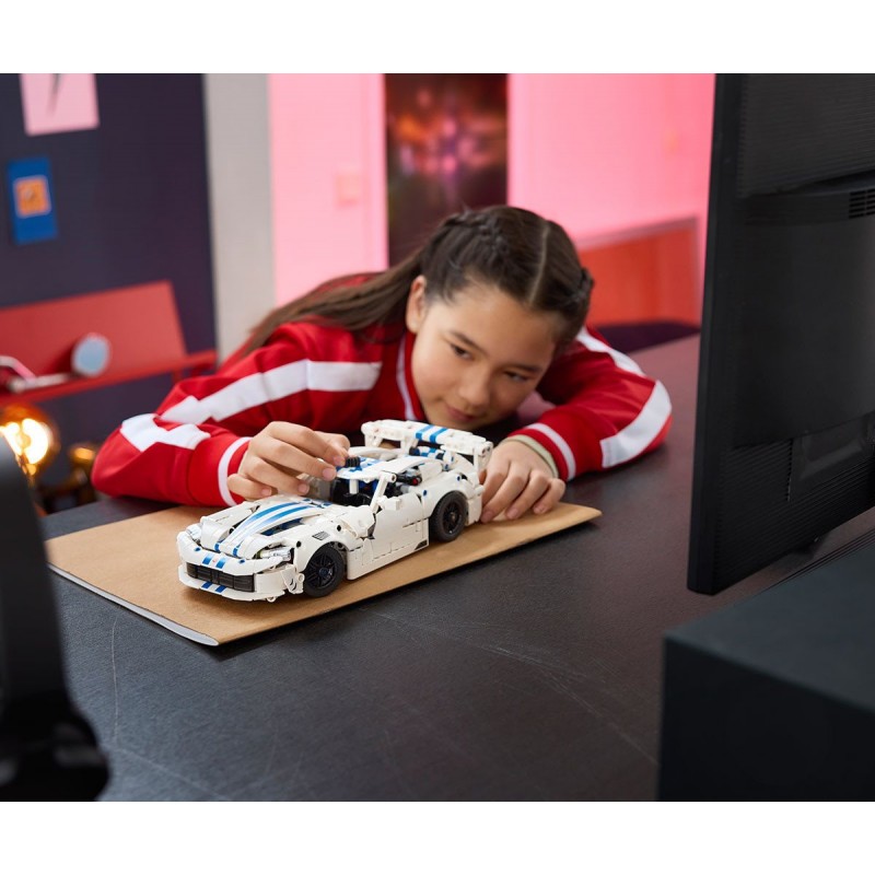 LEGO® Technic 42234 - Спортна кола Dodge Viper GTS-R LEGO® Technic 42234 - Спортна кола Dodge Viper GTS-R